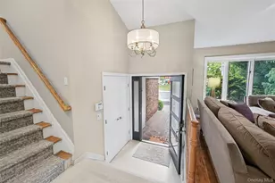 1875 Julian Ln, Merrick, NY 11566 - Photo 5