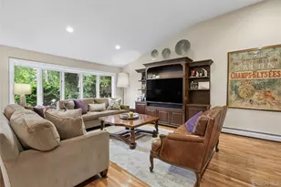 1875 Julian Ln, Merrick, NY 11566 - Photo 9