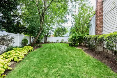 1875 Julian Lane, Merrick, NY 11566 - Photo 45
