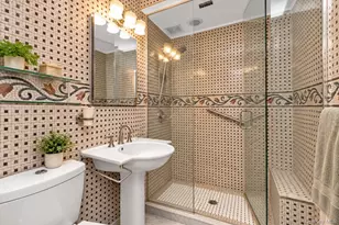 70-25 Yellowstone Blvd, Forest Hills, NY 11375 - Photo 7