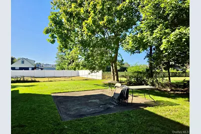 [Address not provided], Babylon, NY 11704 - Photo 11