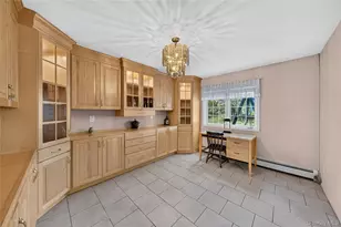 9 Groton Ln, Coram, NY 11727 - Photo 17
