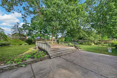 9 Groton Lane, Coram, NY 11727 - Photo 31
