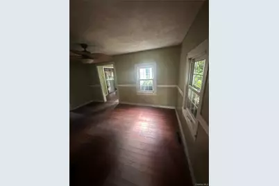 23 McCune Place, Wurtsboro, NY 12790 - Photo 11