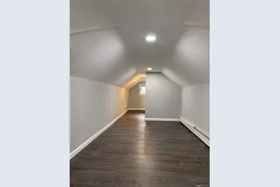 122 Dehnhoff Avenue, Freeport, NY 11520 - Photo 11