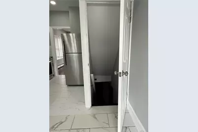 122 Dehnhoff Avenue, Freeport, NY 11520 - Photo 15