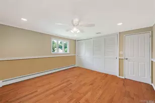 23 Barry Dr, Glen Cove, NY 11542 - Photo 9