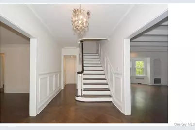 2 Arleigh Road, Great Neck, NY 11021 - Photo 3