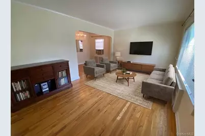 241 Whitehall Road S, Garden City, NY 11530 - Photo 11