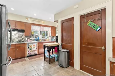 34 Adams Street, Poughkeepsie, NY 12601 - Photo 13