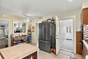 34 Adams St, Poughkeepsie, NY 12601 - Photo 17