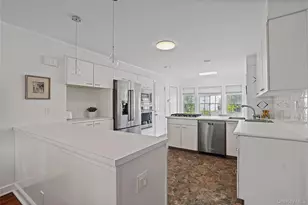 127 Ralph Ave, White Plains, NY 10606 - Photo 7