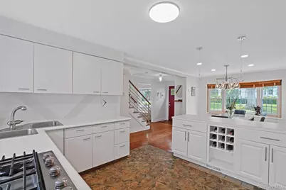 127 Ralph Avenue, White Plains, NY 10606 - Photo 9