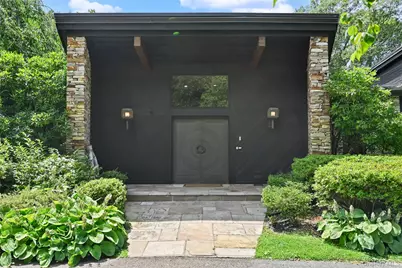 37 Sarles Street, Armonk, NY 10504 - Photo 3