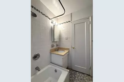 141-35 79th Avenue #2M, Kew Gardens, NY 11367 - Photo 5