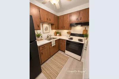 274 Hooker Avenue #M2, Poughkeepsie, NY 12603 - Photo 5