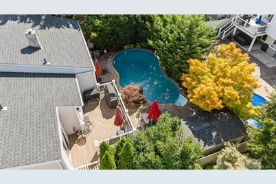 1650 James Street, Merrick, NY 11566 - Photo 3