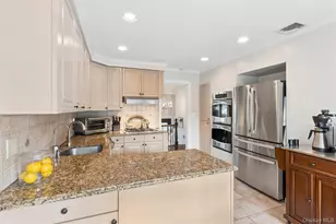 1650 James St, Merrick, NY 11566 - Photo 15