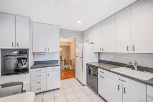 3 Oasis Pl, East Northport, NY 11731 - Photo 19