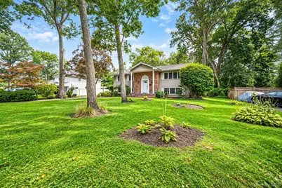 3 Oasis Place, East Northport, NY 11731 - Photo 3