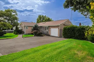 2163 Jacqueline Ave, Bellmore, NY 11710 - Photo 3