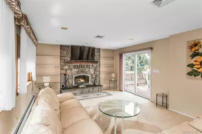 472 Chelsea Avenue, West Babylon, NY 11704 - Photo 9