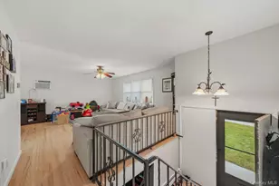 5 Bird Ln, Poughkeepsie, NY 12603 - Photo 9