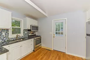 31 East St, Flanders, NY 11901 - Photo 3