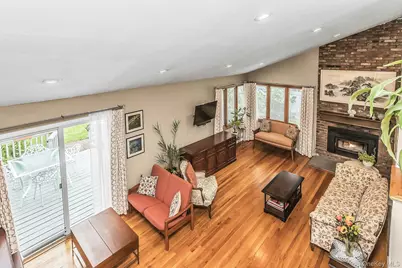 22 Rolling Hills Drive, Huntington Station, NY 11746 - Photo 13