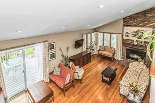 22 Rolling Hills Dr, Huntington Station, NY 11746 - Photo 13