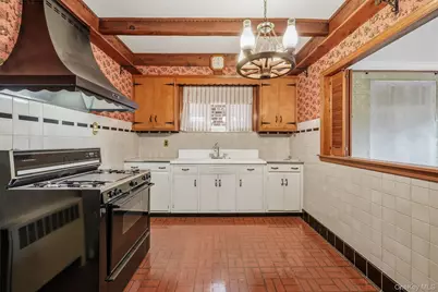 1824 Pilgrim Avenue, Bronx, NY 10461 - Photo 9