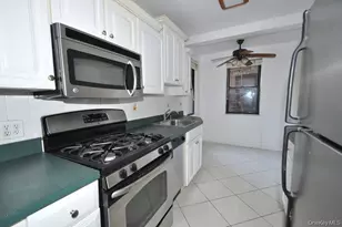 142 Garth Rd, Scarsdale, NY 10583 - Photo 7