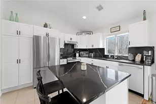 485 Sutton Pl, Greenport, NY 11944 - Photo 15