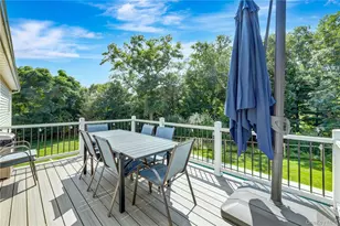 485 Sutton Pl, Greenport, NY 11944 - Photo 17