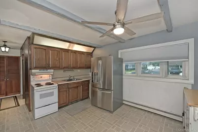 93 Abbey Lane, Levittown, NY 11756 - Photo 7