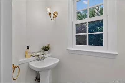 32 Eastview Avenue, Pleasantville, NY 10570 - Photo 15
