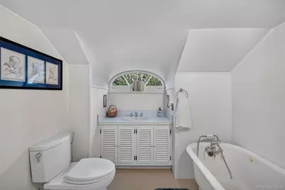32 Eastview Avenue, Pleasantville, NY 10570 - Photo 27