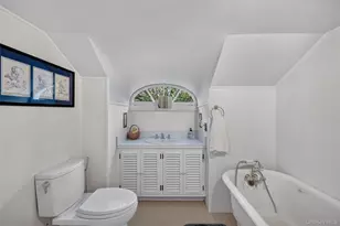32 Eastview Ave, Pleasantville, NY 10570 - Photo 27