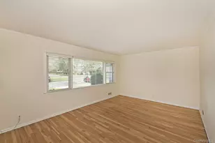 3566 Anita Ln, Wantagh, NY 11793 - Photo 5