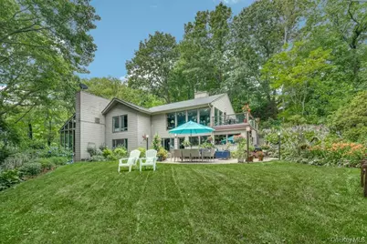 40 Idle Day Drive, Centerport, NY 11721 - Photo 3