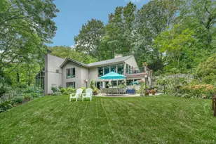 40 Idle Day Dr, Centerport, NY 11721 - Photo 3