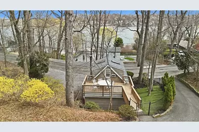 40 Idle Day Drive, Centerport, NY 11721 - Photo 19
