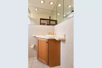 12 Balfour Street #2, New York, NY 10305 - Photo 3