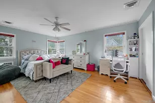 1361 Boxwood Dr E, Hewlett, NY 11557 - Photo 15