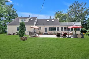 1361 Boxwood Dr E, Hewlett, NY 11557 - Photo 25