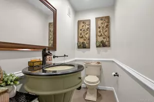 1361 Boxwood Dr E, Hewlett, NY 11557 - Photo 13