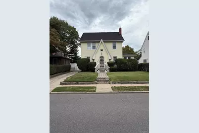 881 Lorenz Avenue, Baldwin, NY 11510 - Photo 1