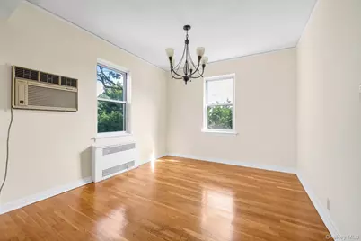 1367 Broadway #B17, Hewlett, NY 11557 - Photo 5