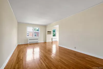 1367 Broadway #B17, Hewlett, NY 11557 - Photo 3