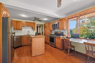 201 Masten Rd, Pleasant Valley, NY 12569 - Photo 13